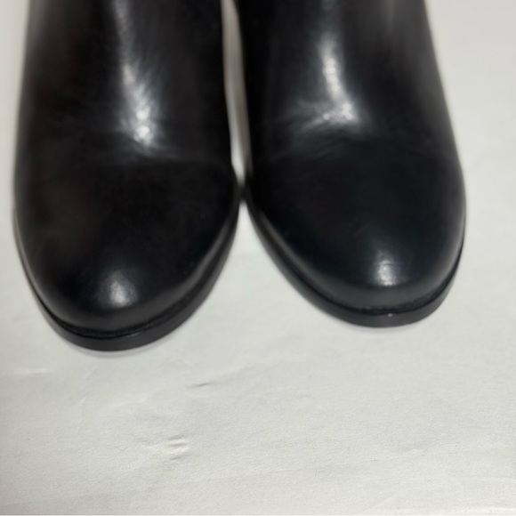 FRYE AND CO. Black Leather Ankle Boots - Picture 9 of 12